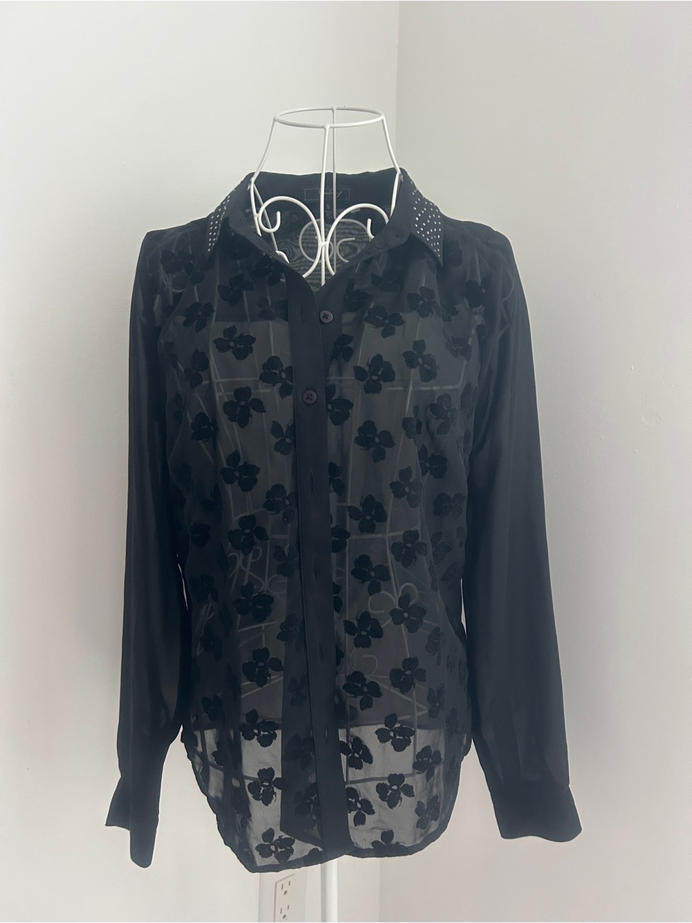 Jessica Simpson Black Sheer Floral Button-Down Shirt